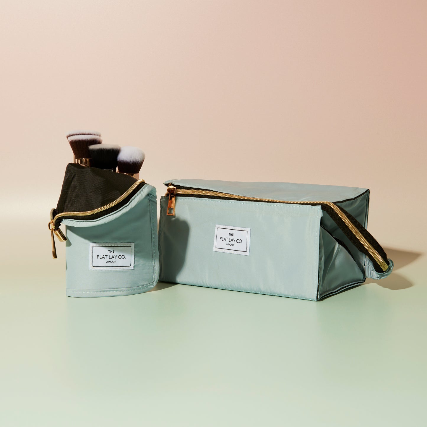 Haze Blue Standing Brush Case and Pot