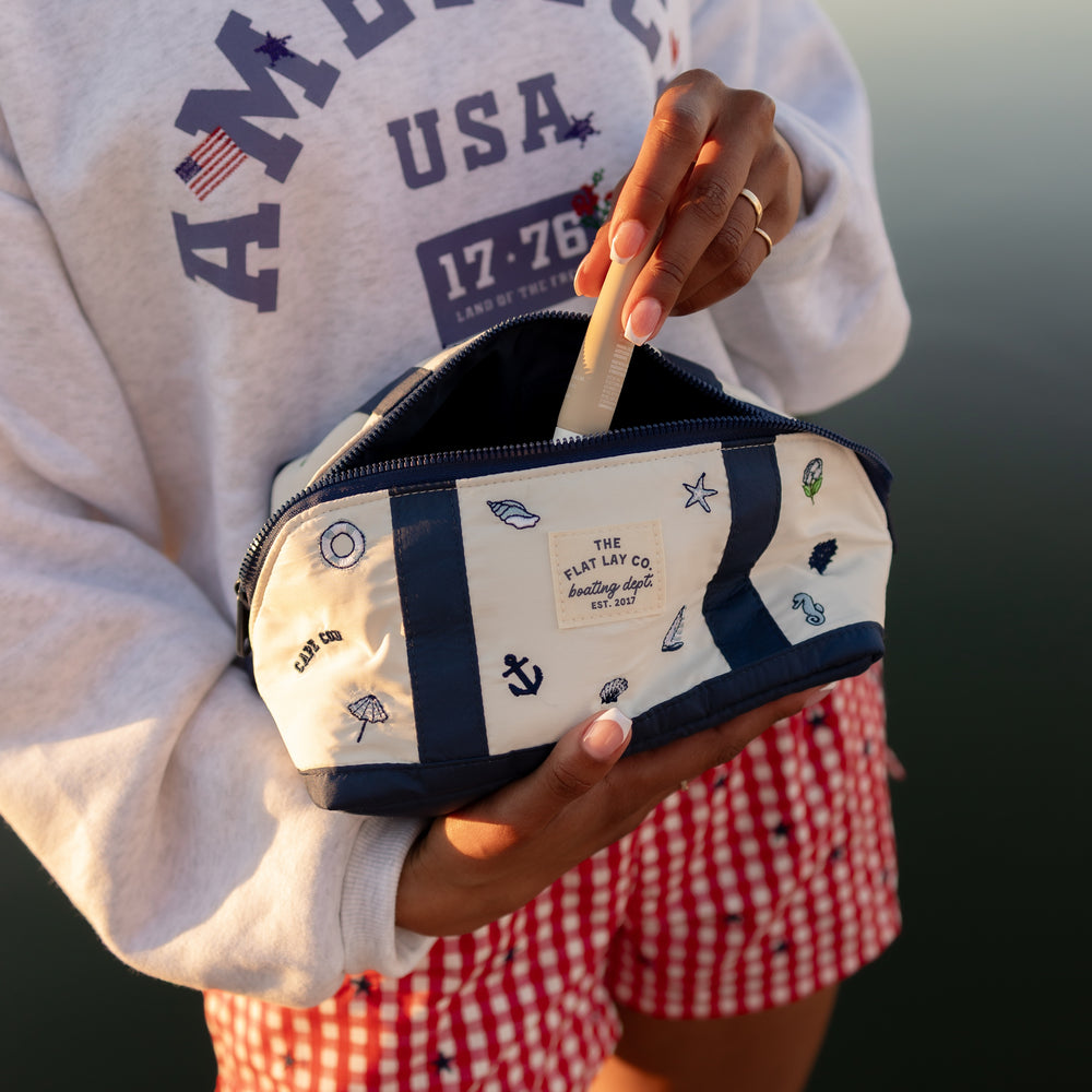Flat Lay Makeup Box Bag - Cape Cod