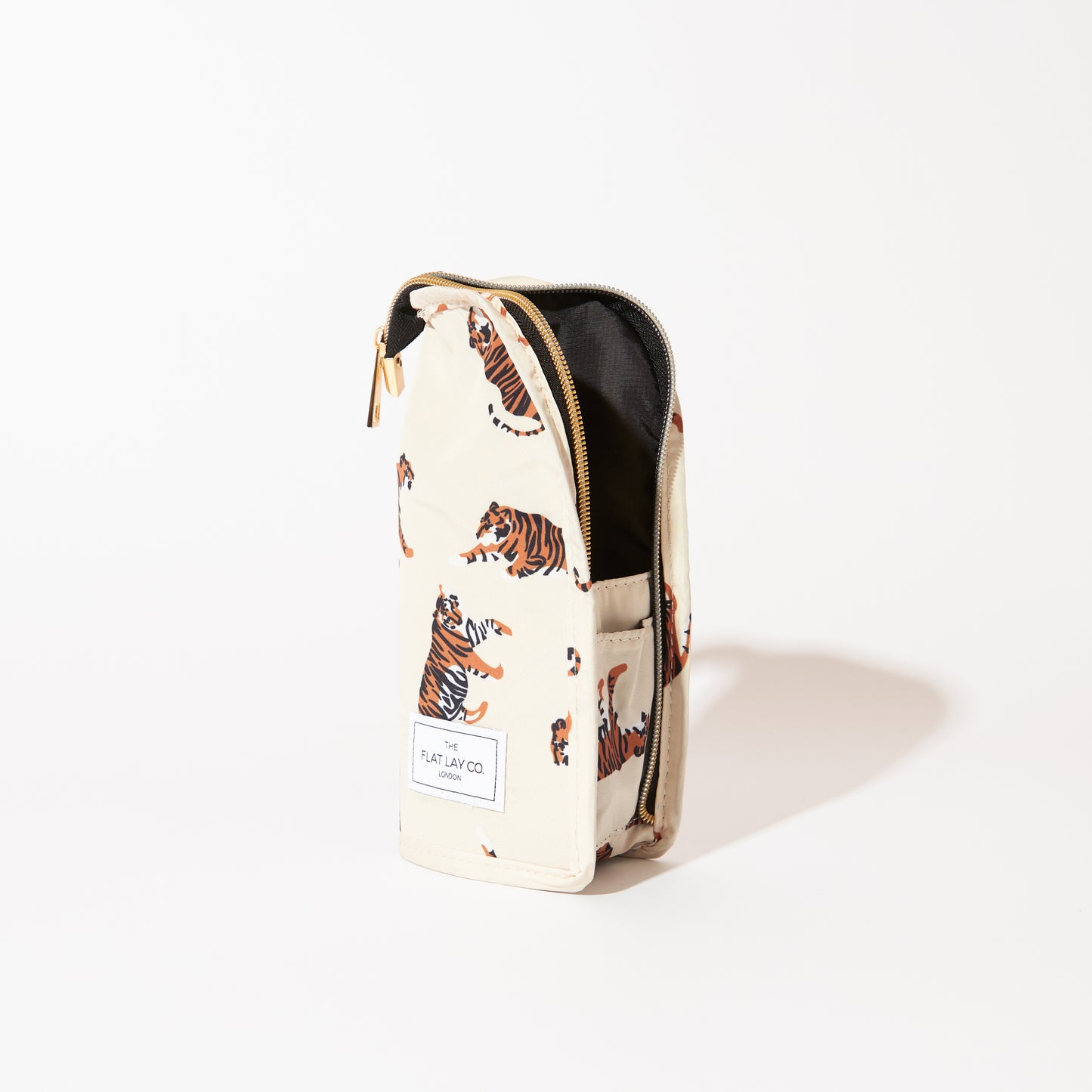 Tigers Standing Brush Case and Pot